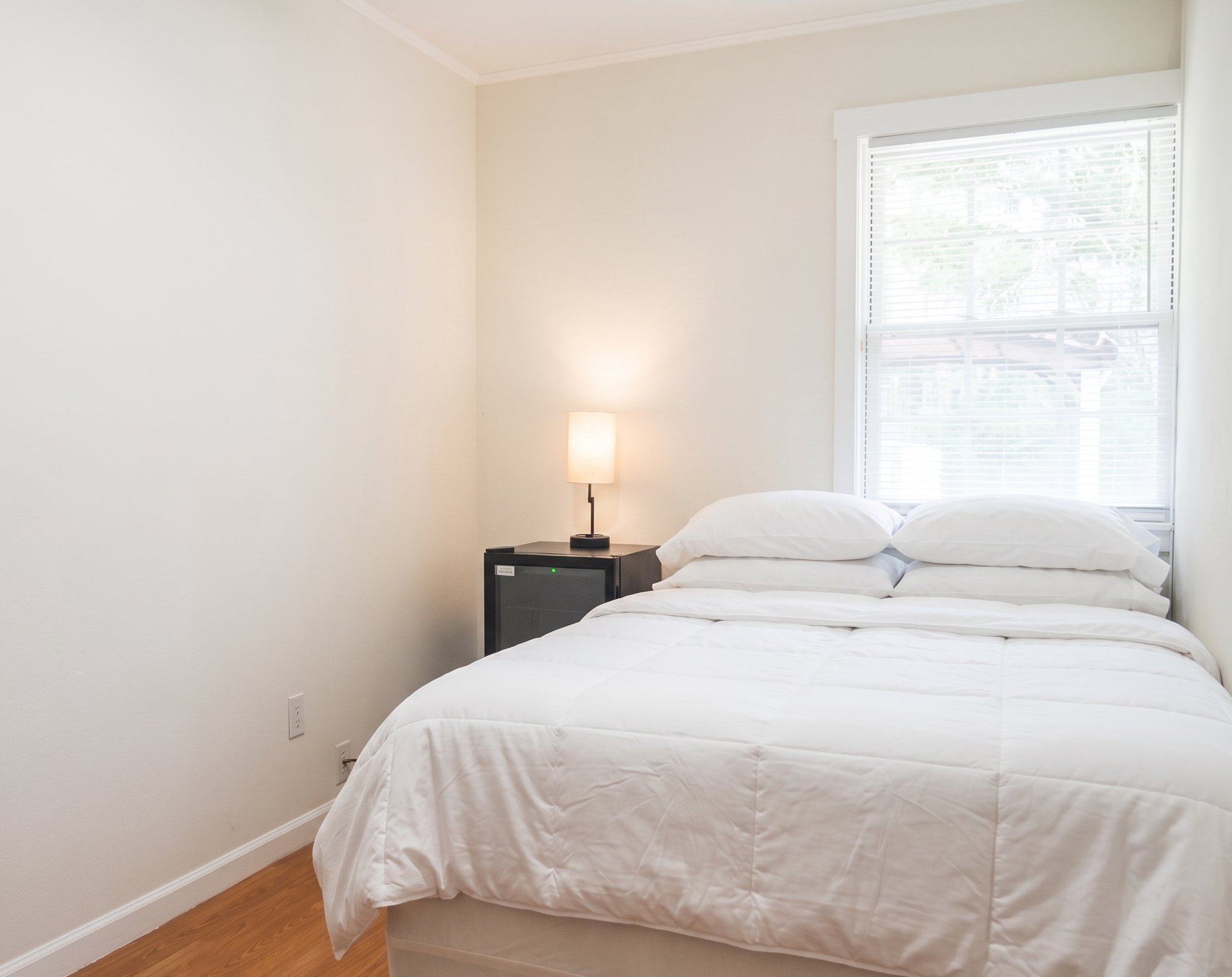 Zephyrhills Single Room: 39542 Friends Ave