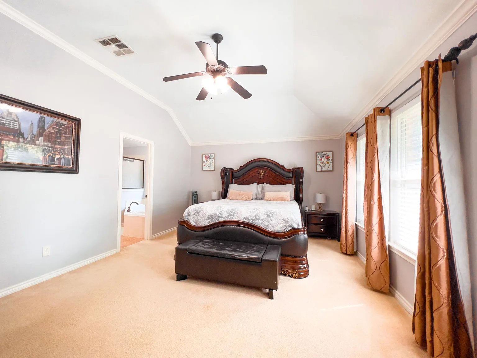 Grand Prairie House: 5915 Ivy Glen Dr