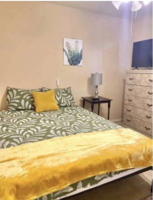 San Antonio Single Room: 7707 Copper Cave