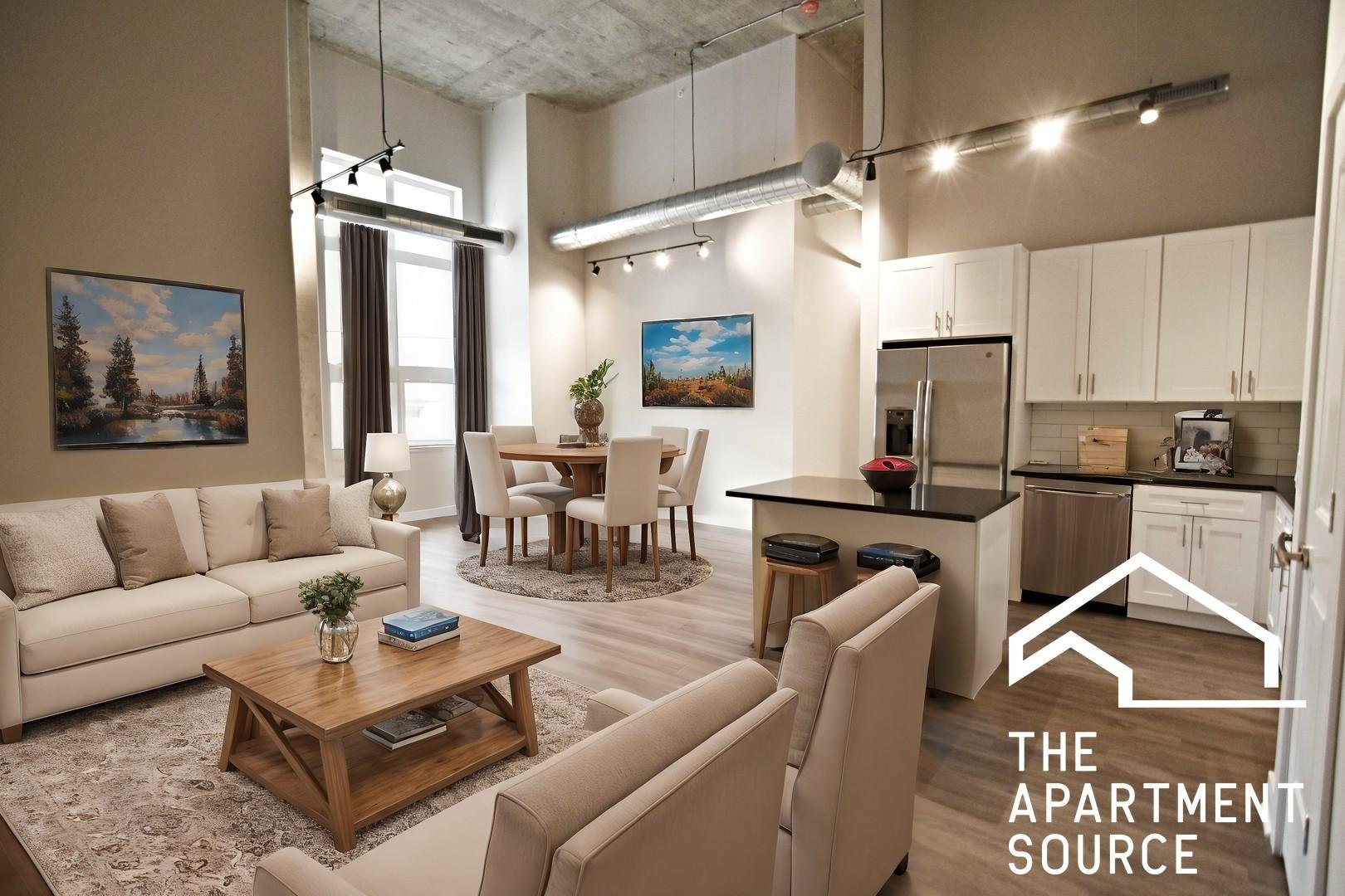 Chicago Apartment: 3833 North Broadway
