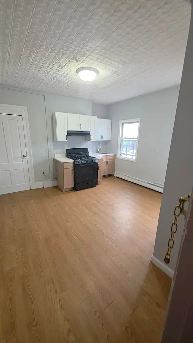 Paterson Apartment: 301 Grand St