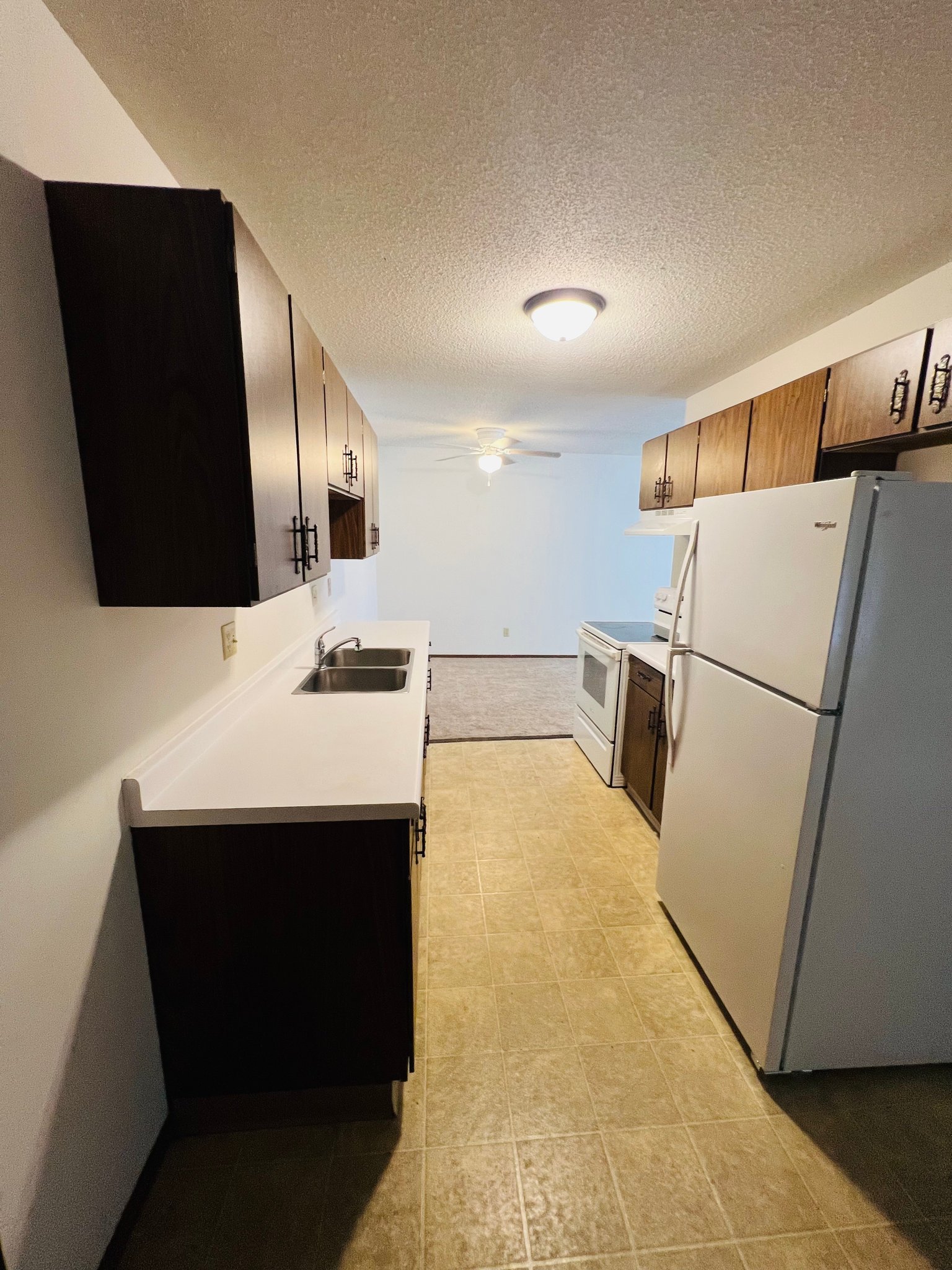 La Crosse Apartment: 1900 7th St S