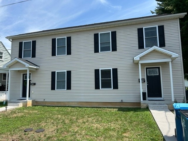 Hummelstown Townhome: 105 N. Union Street