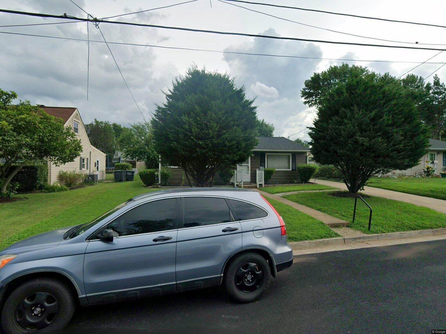 Manassas Park House: 112 Pierce St