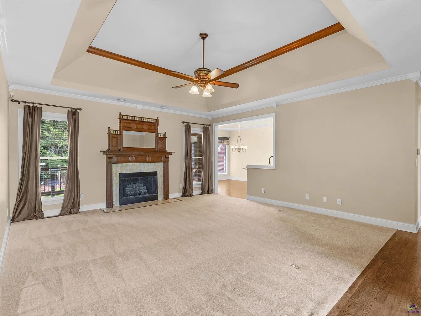 McDonough House: 5014 Pioneer Pkwy