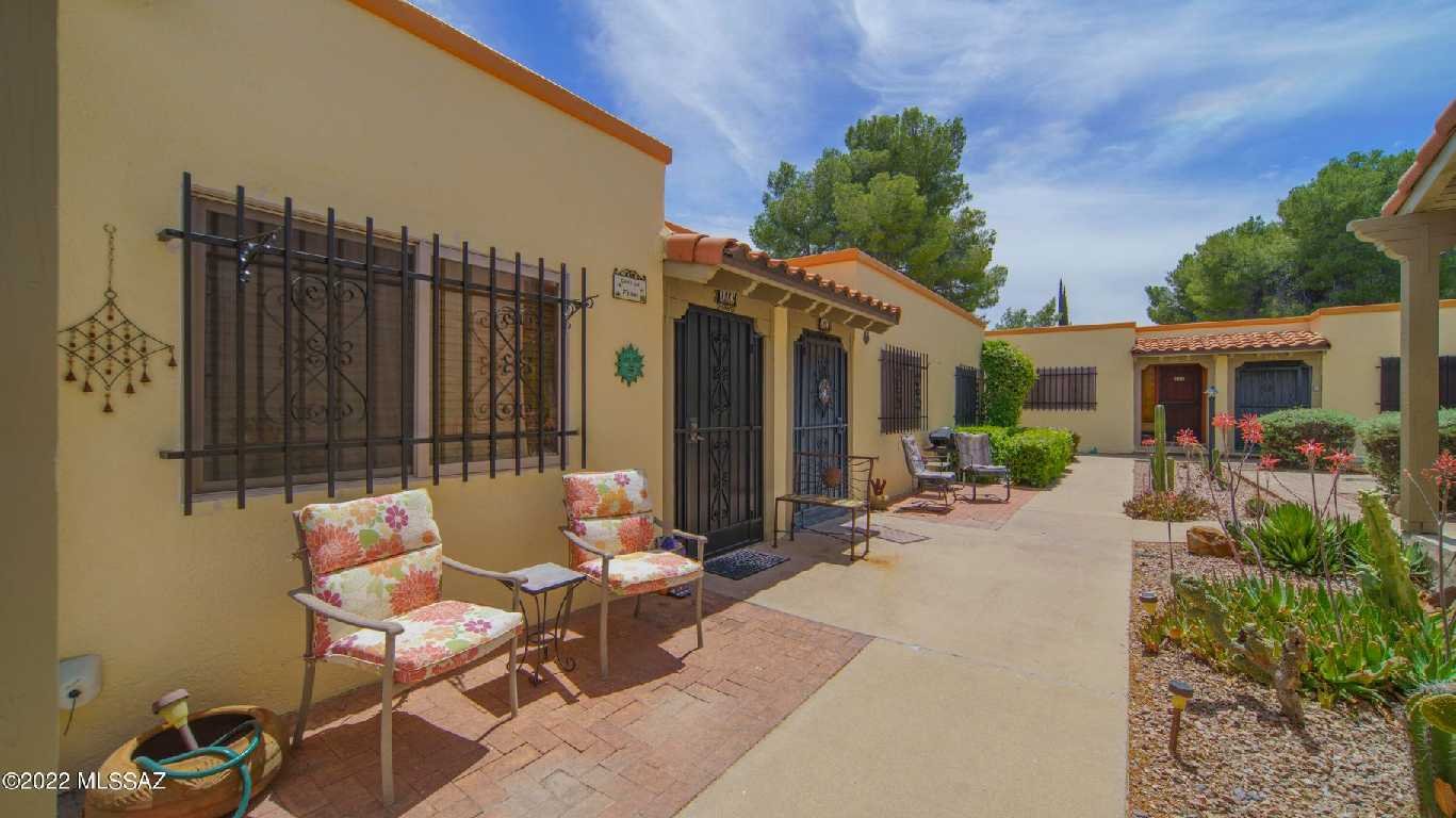 Green Valley Condo: 103 W Calle del Ano