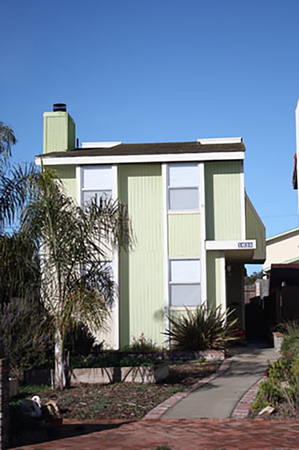 Los Osos House: 1635 18th St