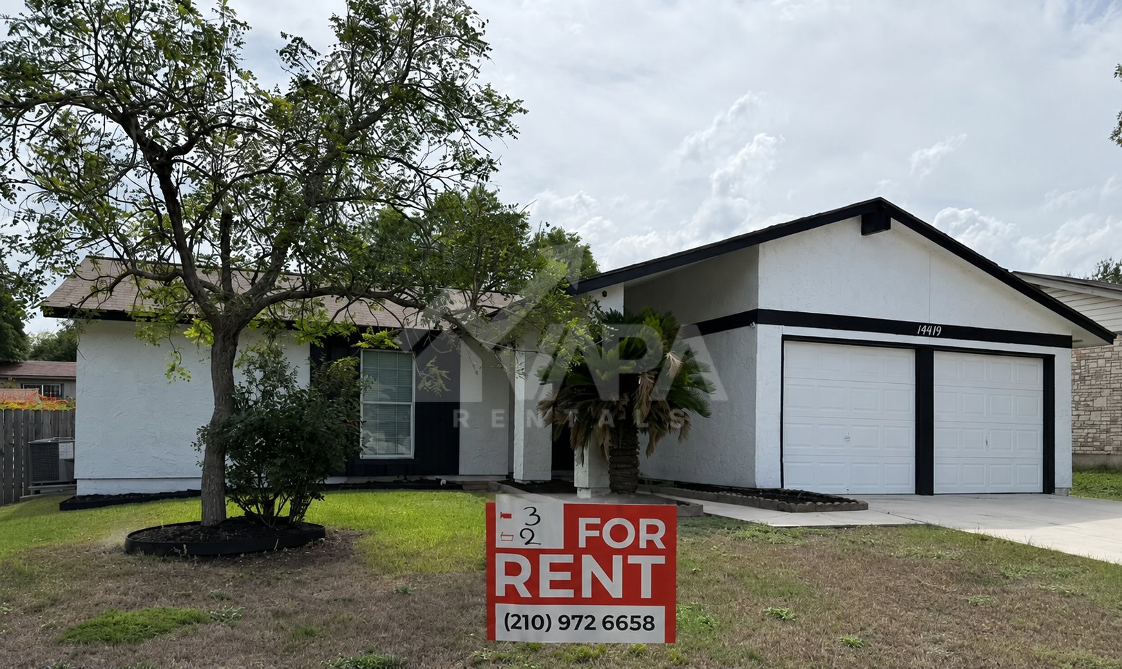 San Antonio House: 14419 Briarlake St