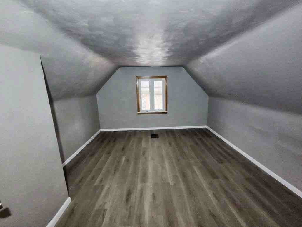 Arnold House: 1358 5th Ave