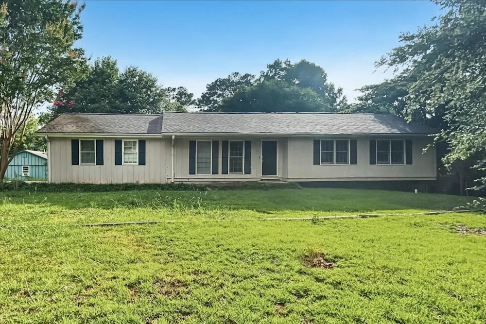 Sugar Hill House: 1378 Hidden Cir