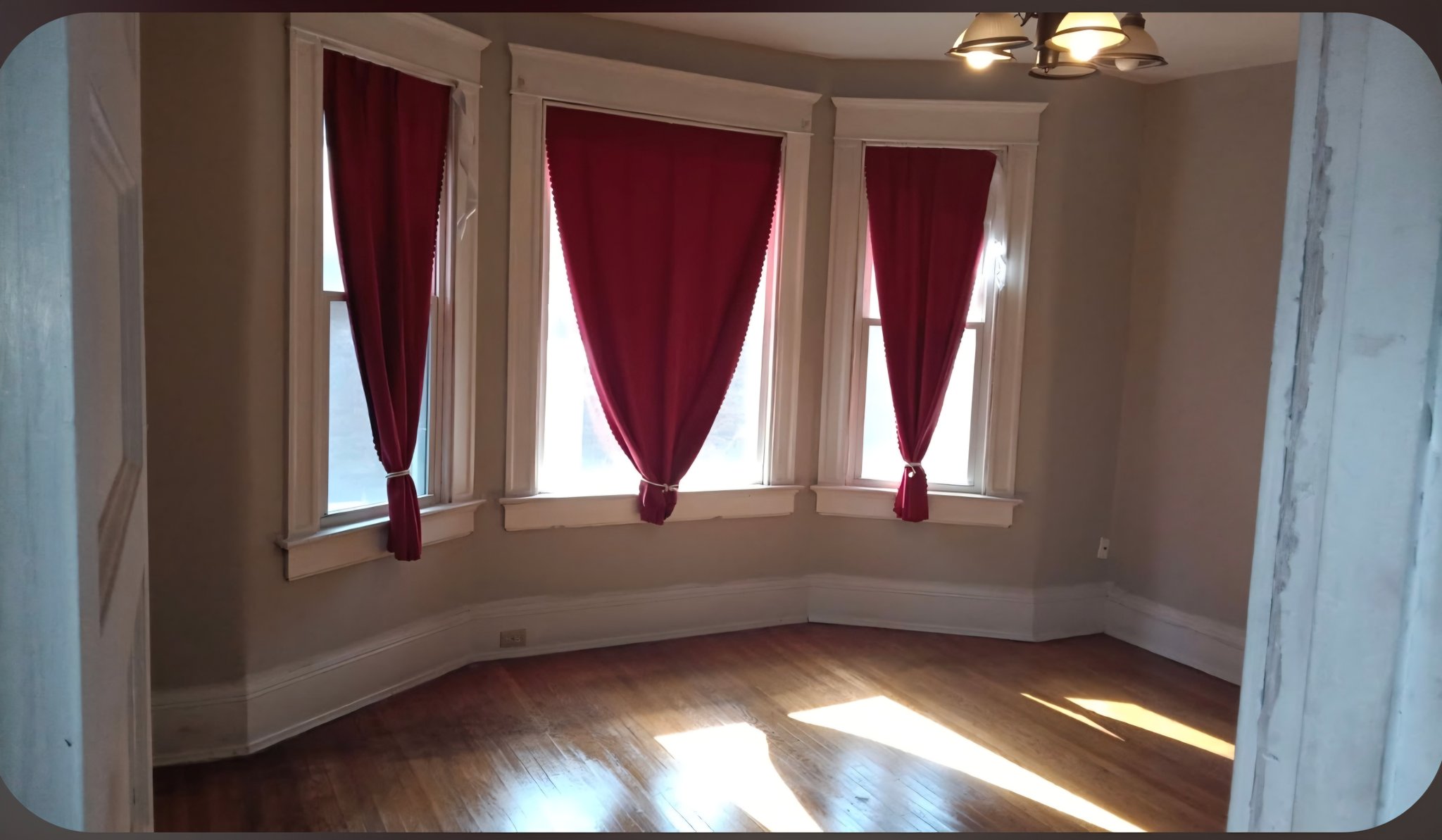 Cincinnati House: 901 Lexington Ave
