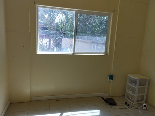 Waipahu House: 1 LumiOahu St