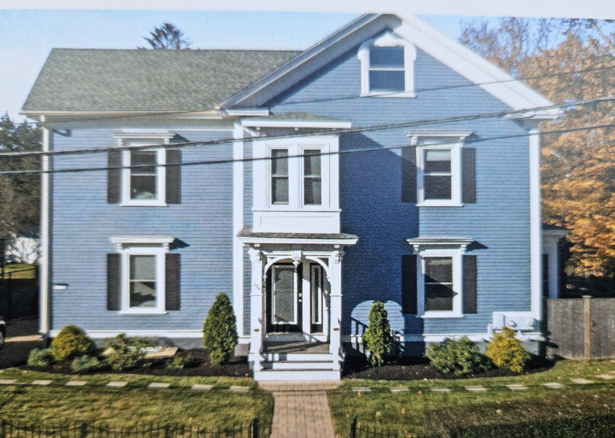 Medford Townhome: 206 Winthtop St
