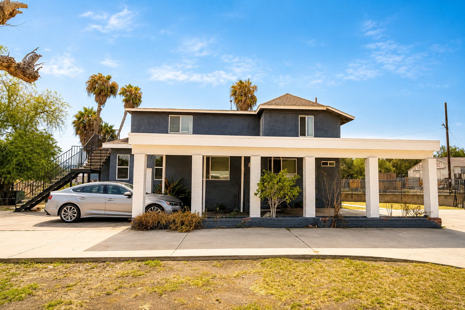 San Diego House: 860 S Gregory Street