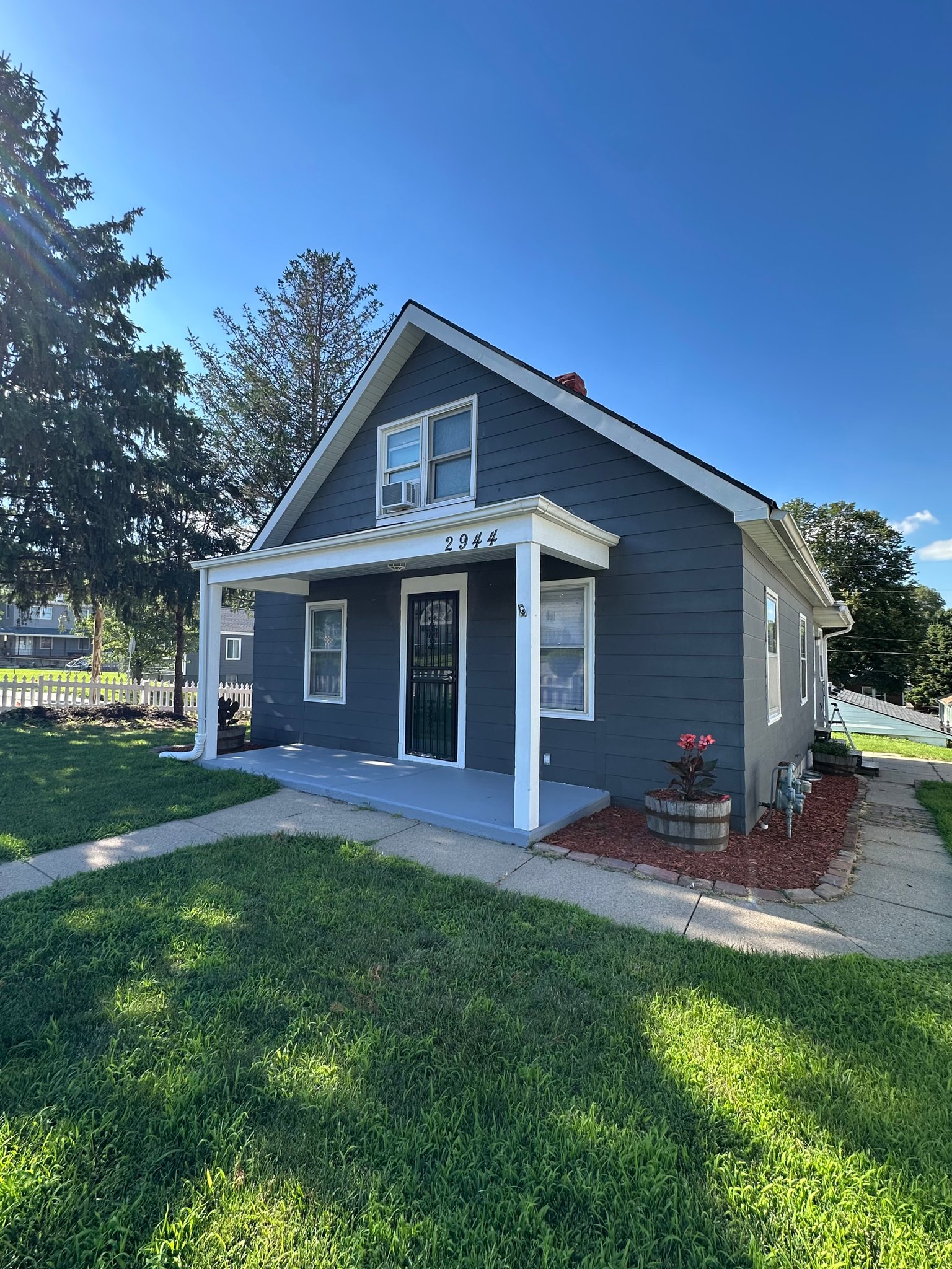Omaha House: 2944 Arbor St