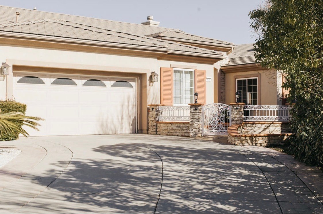 Beaumont House: 1634 Ivy ct