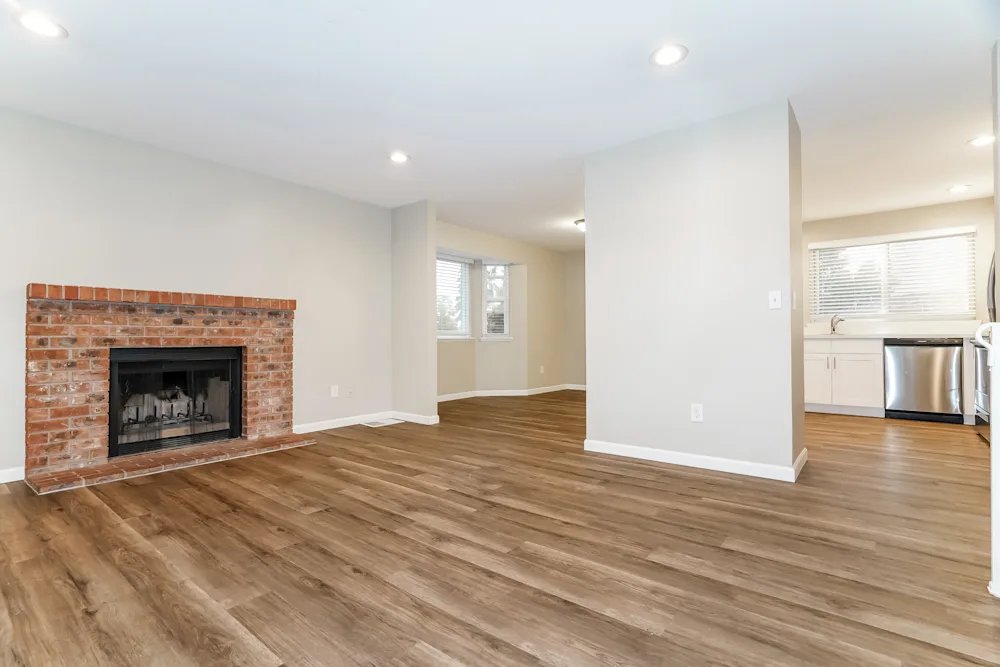 Des Moines House: 1217 S 236th Pl