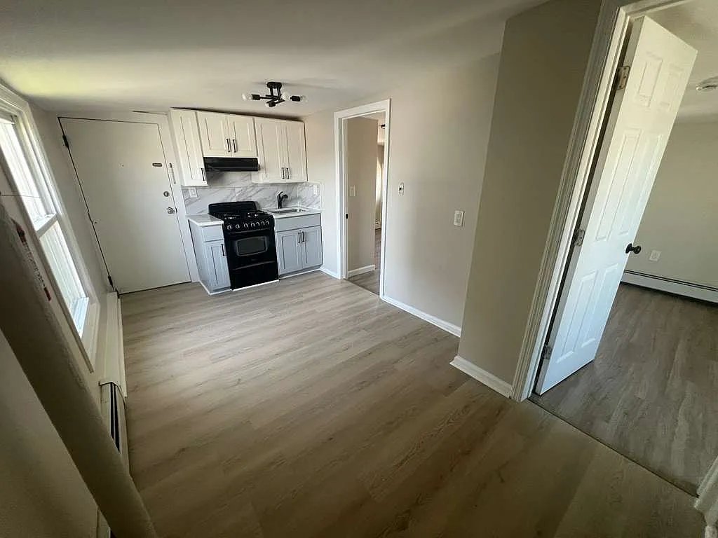 Paterson Apartment: 601 Main St