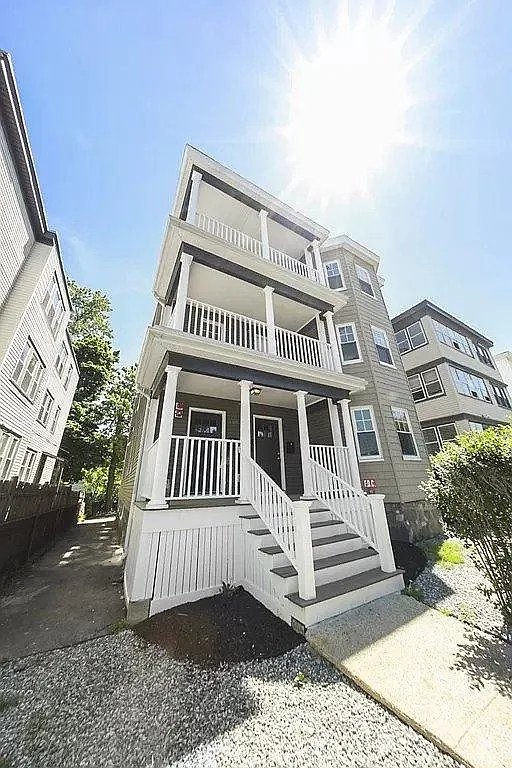 Boston Condo: 588 Adams St