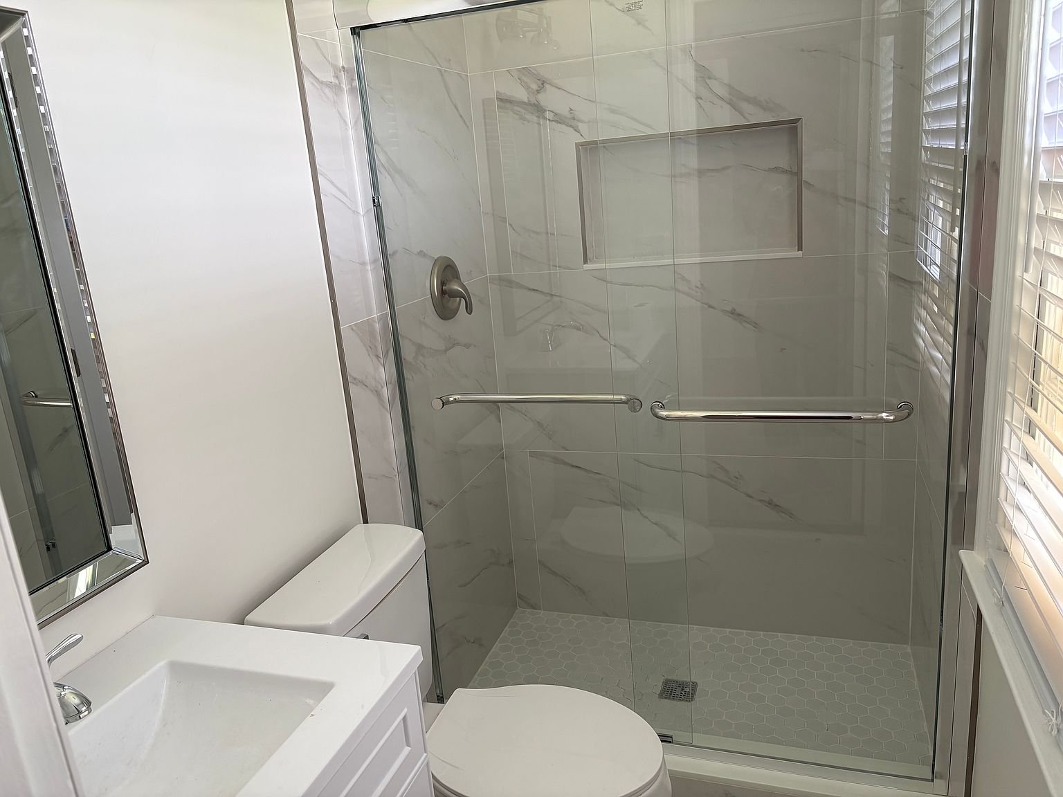 North Charleston House: 4728 Holbird Dr