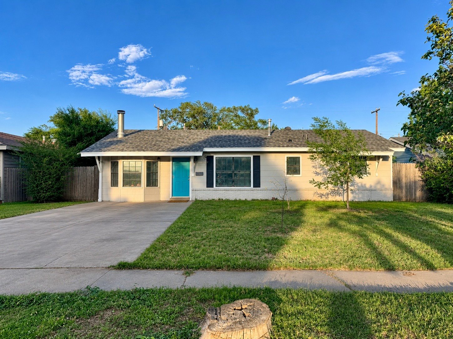 Amarillo House: 2911 S SPRING ST