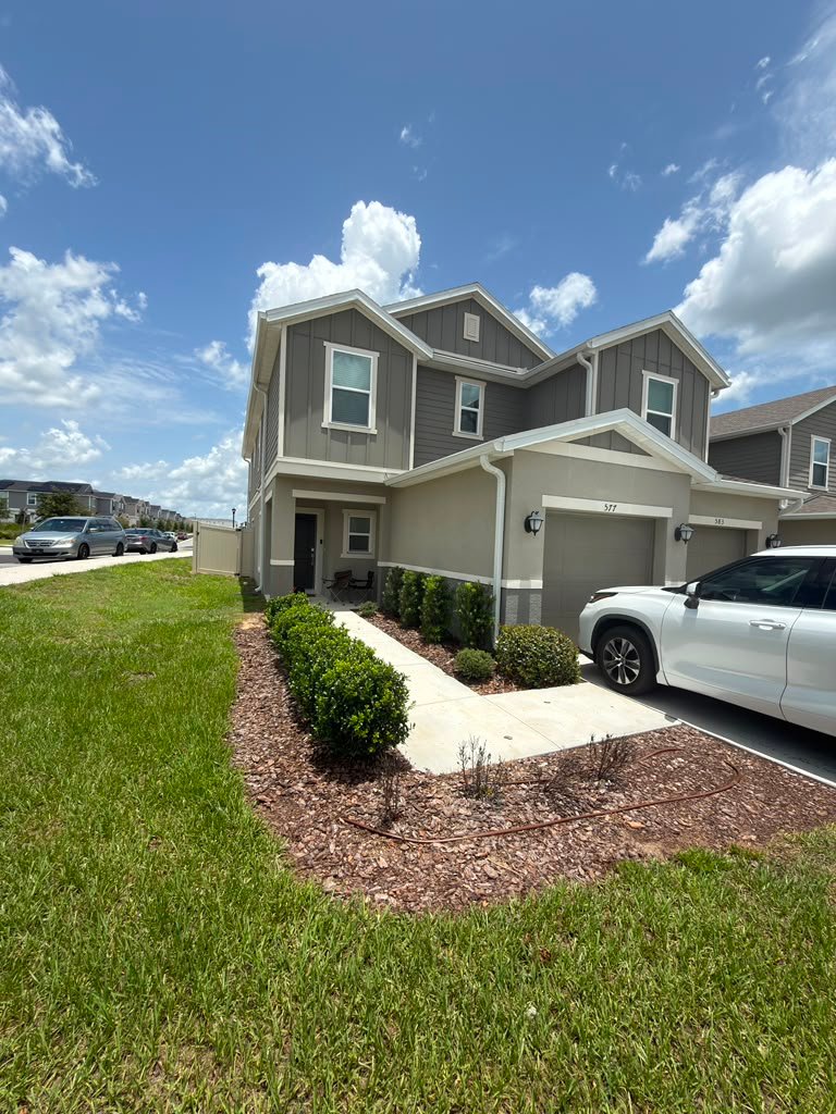Davenport Townhome: 577 Stoney Point Cir