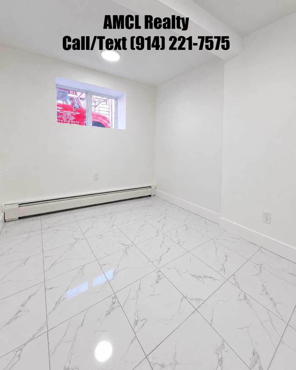 Yonkers Single Room: 37 Altonwood Pl