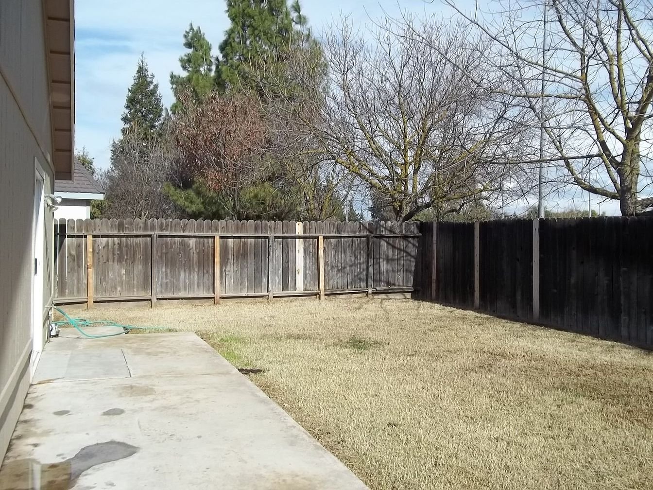 Fresno House: 4436 N Wheeler Ave
