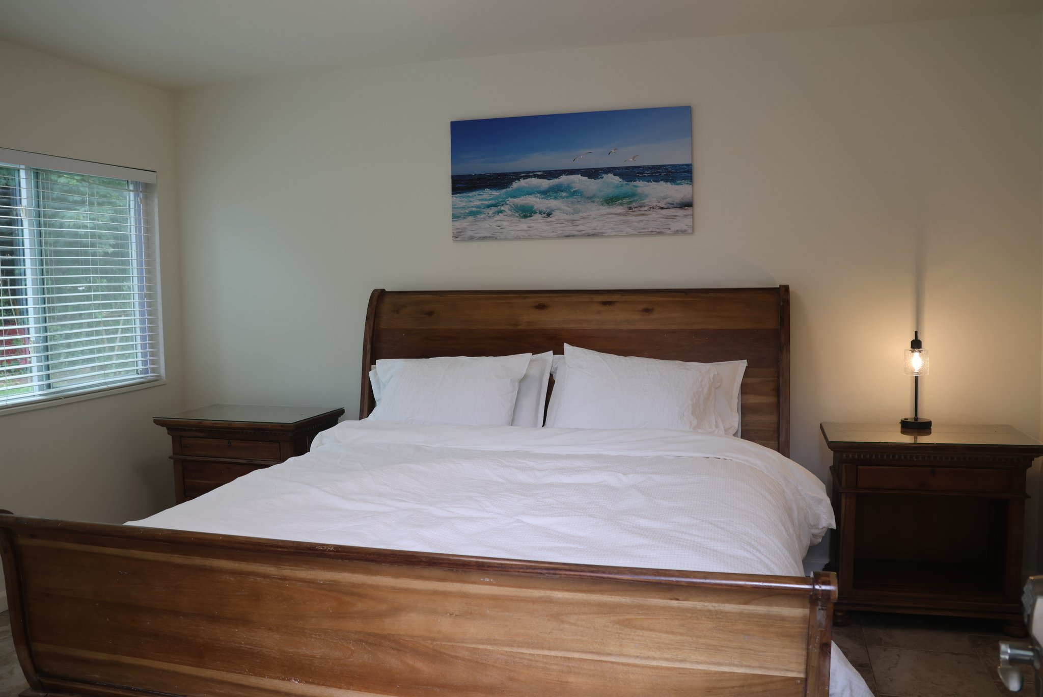 OAK PARK Single Room: 21930 WHITMORE