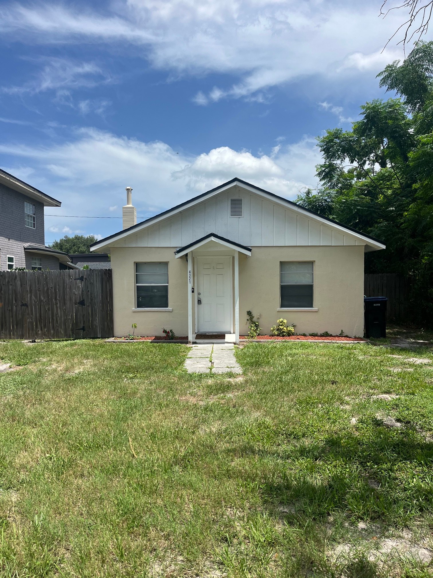 Orlando House: 4321 Hargrave St