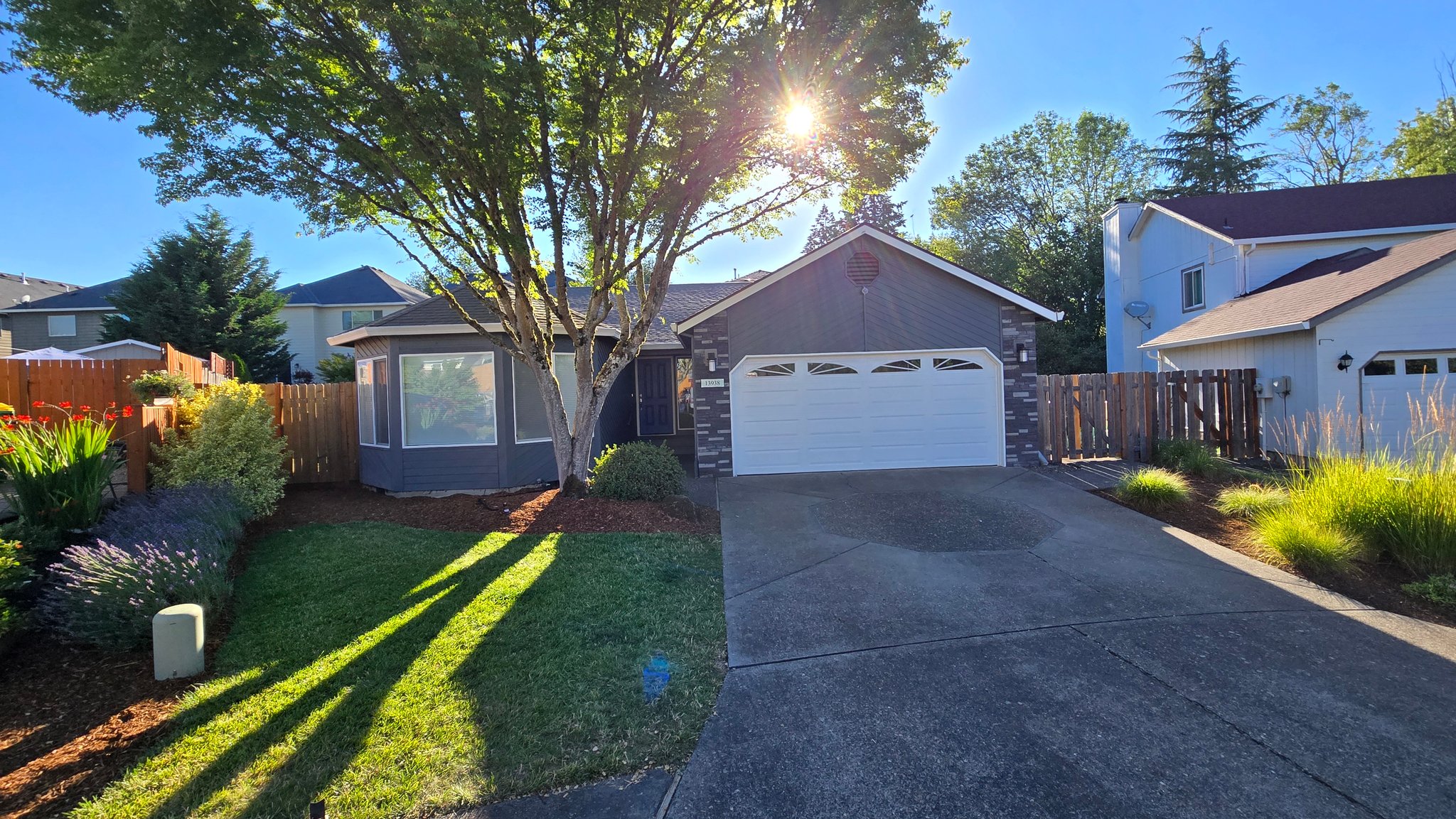 Tigard House: 13938 SW Crist Court