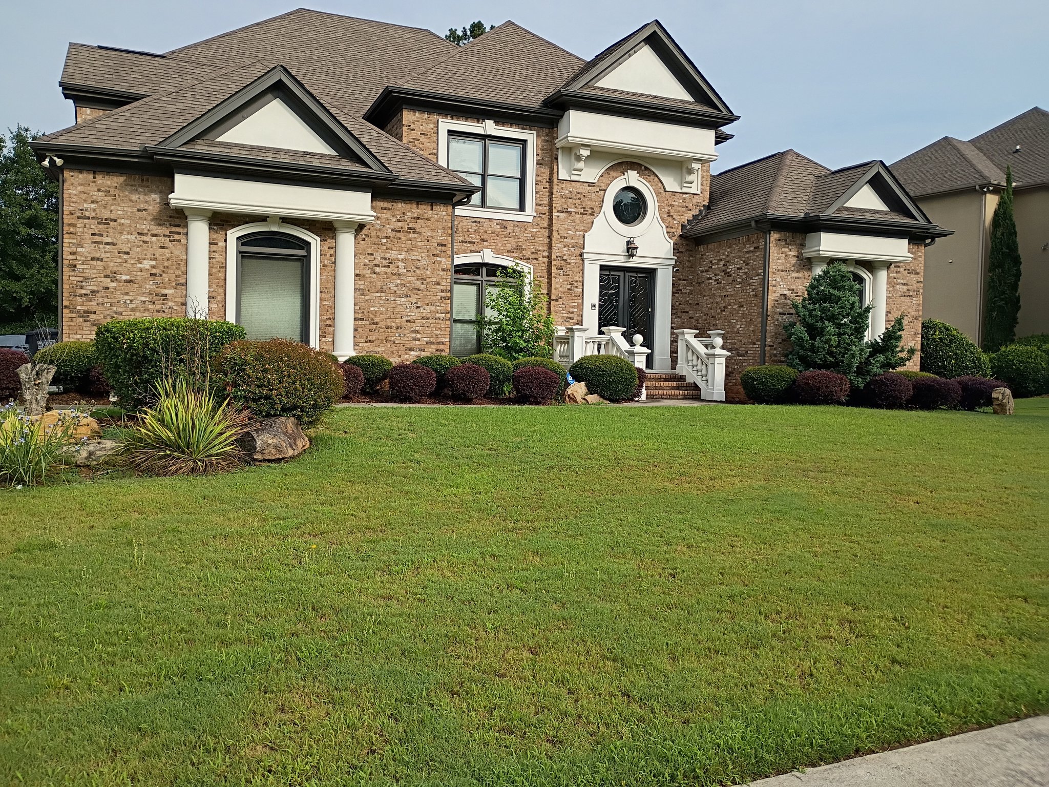 Conyers House: 1410 Simone Dr