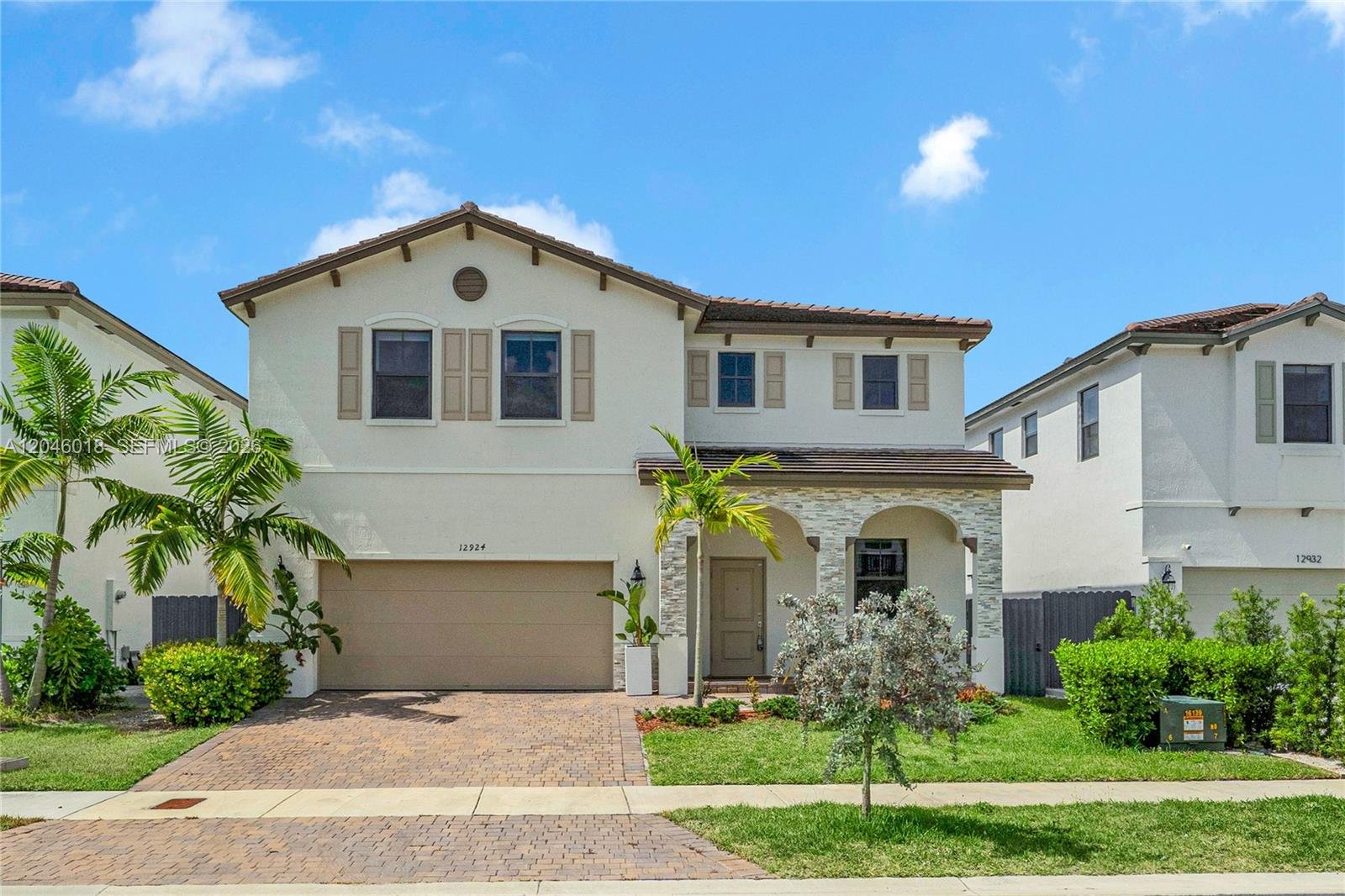 Weston House: 1538 TAMARIND CT