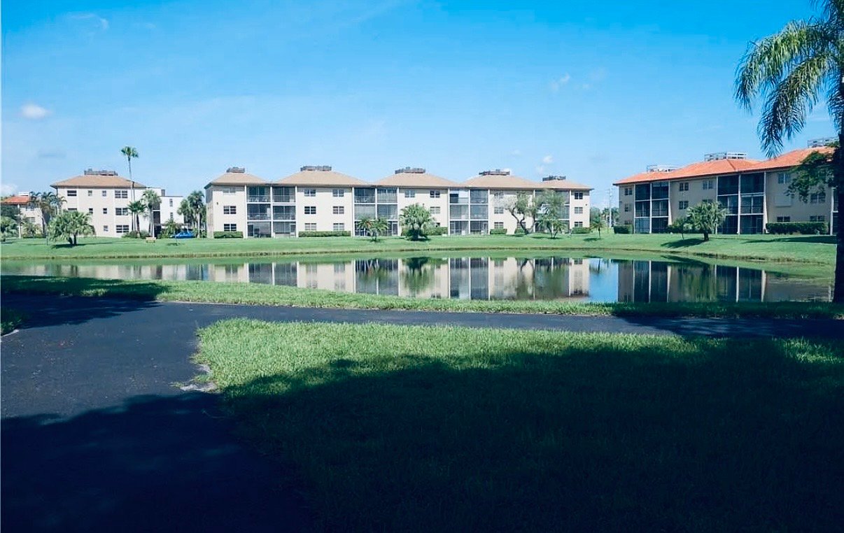 Lauderhill Single Room: 7770 NW 50th Street