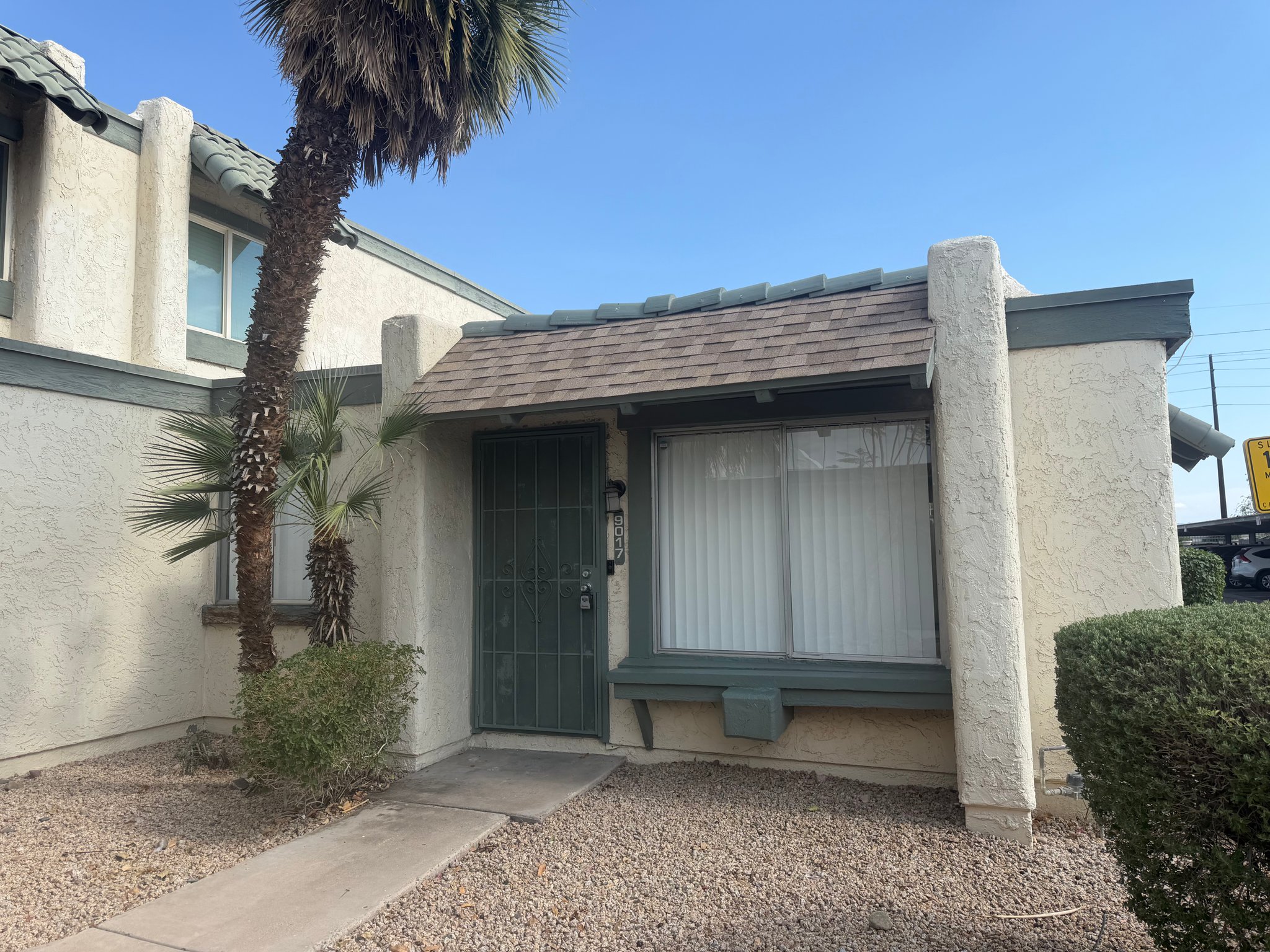 Glendale Townhome: 9017 N 52nd Ave