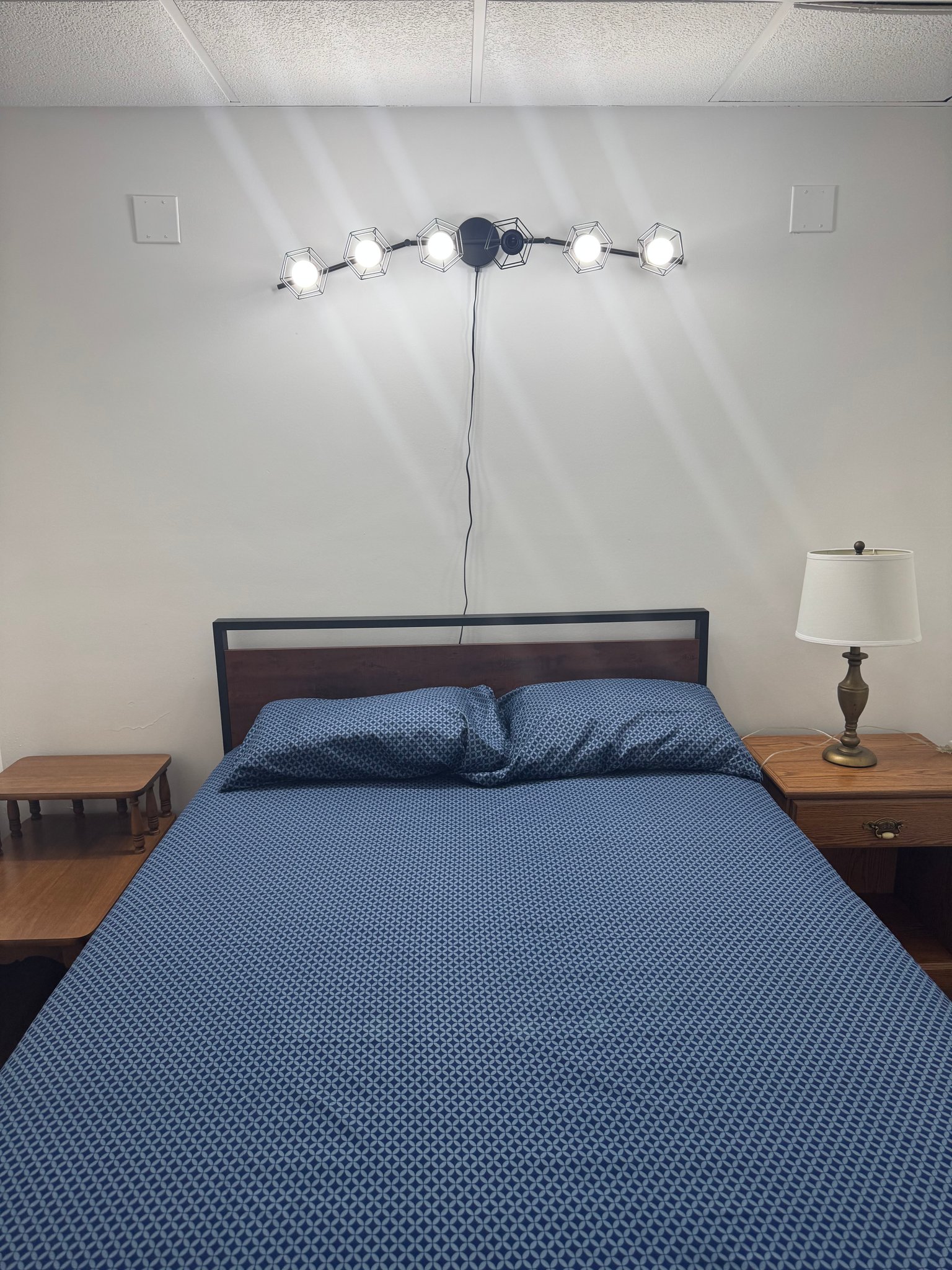 Middletown Single Room: 103 Trupenny Turn