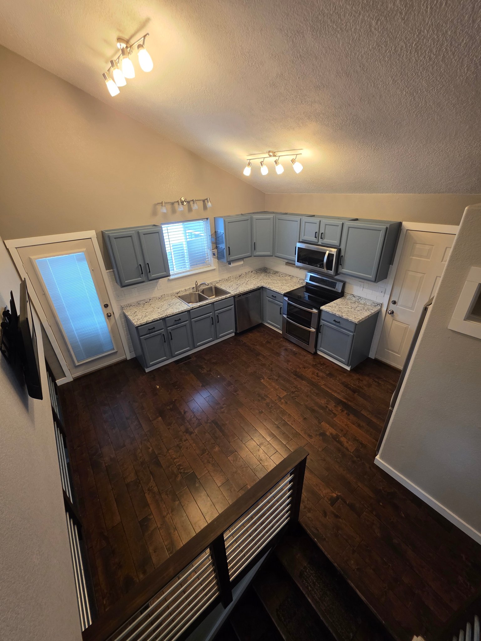 Westminster House: 13389 Mariposa Ct