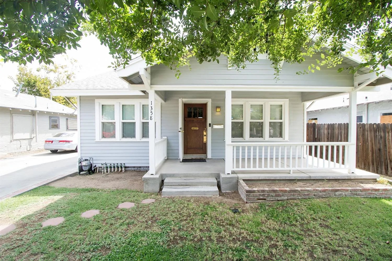 Fresno House: 1358 N Glenn Ave