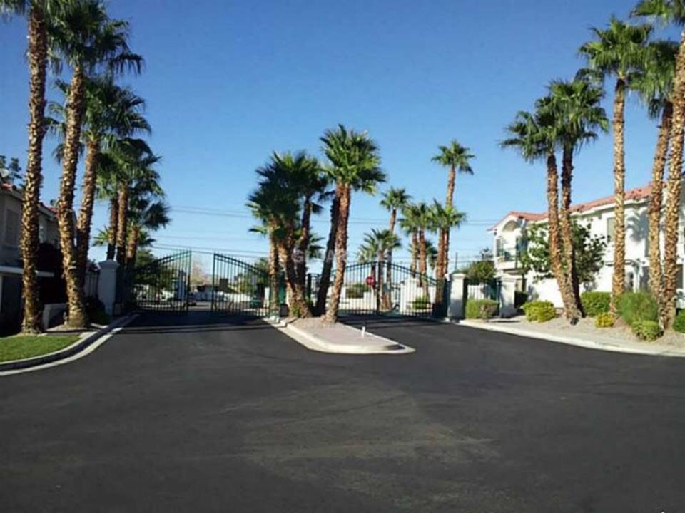 Las Vegas Condo: 6201 E.Lake Mead Blvd.