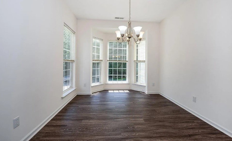 Raleigh House: 5013 Delta Lake Dr