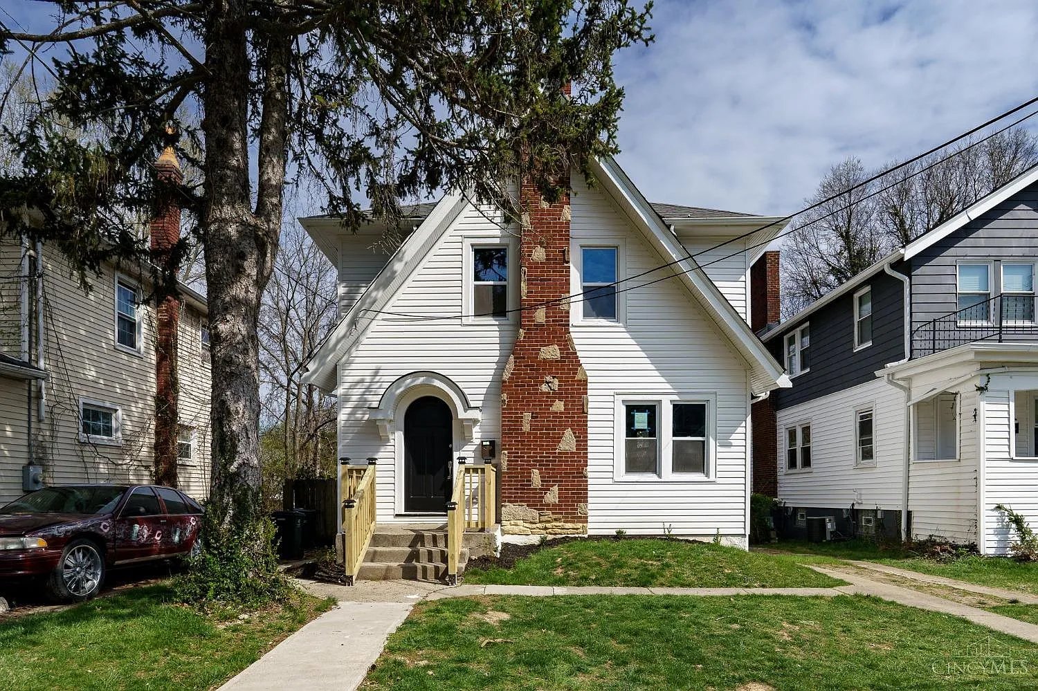 Cincinnati House: 3406 Wabash Ave