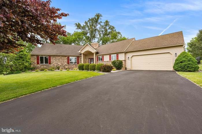 Allentown House: 1223 Morning Star Dr
