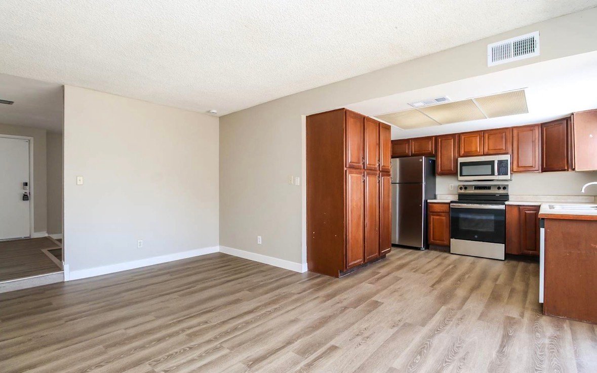 Phoenix House: 6625 S 44th St