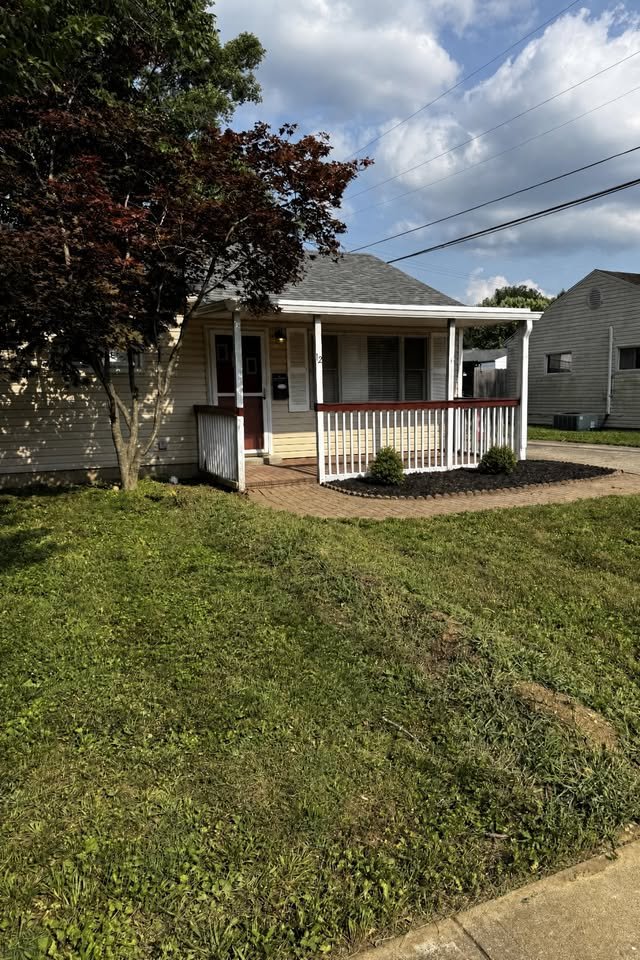Fairborn House: 12 Thornton Dr