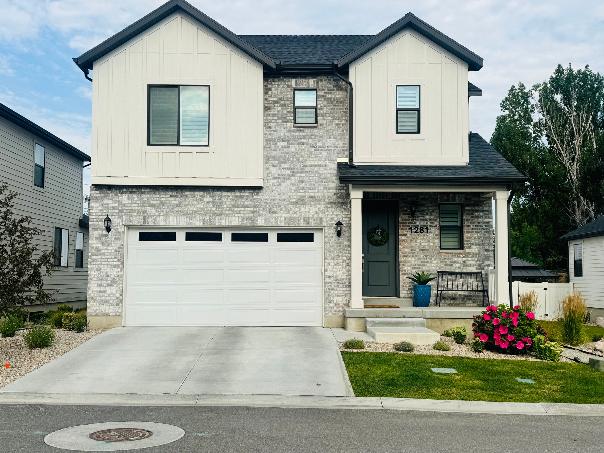 Bountiful House: 1281 N Bountiful Chase