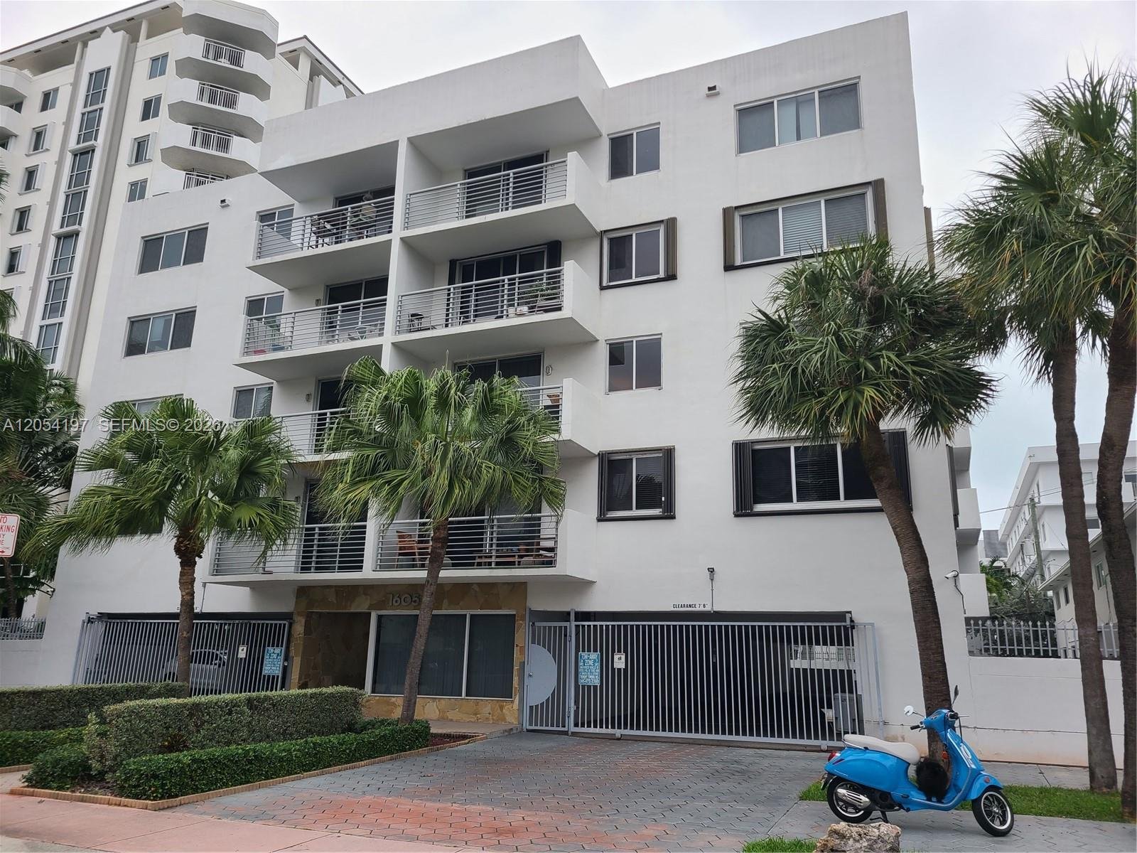 MIAMI BEACH Condo: 1605 Bay Rd