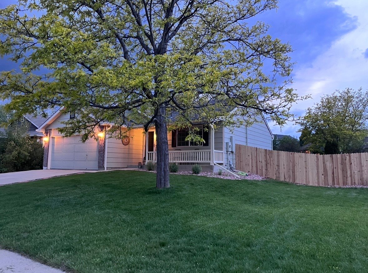 Longmont House: 1022 Woodside Road