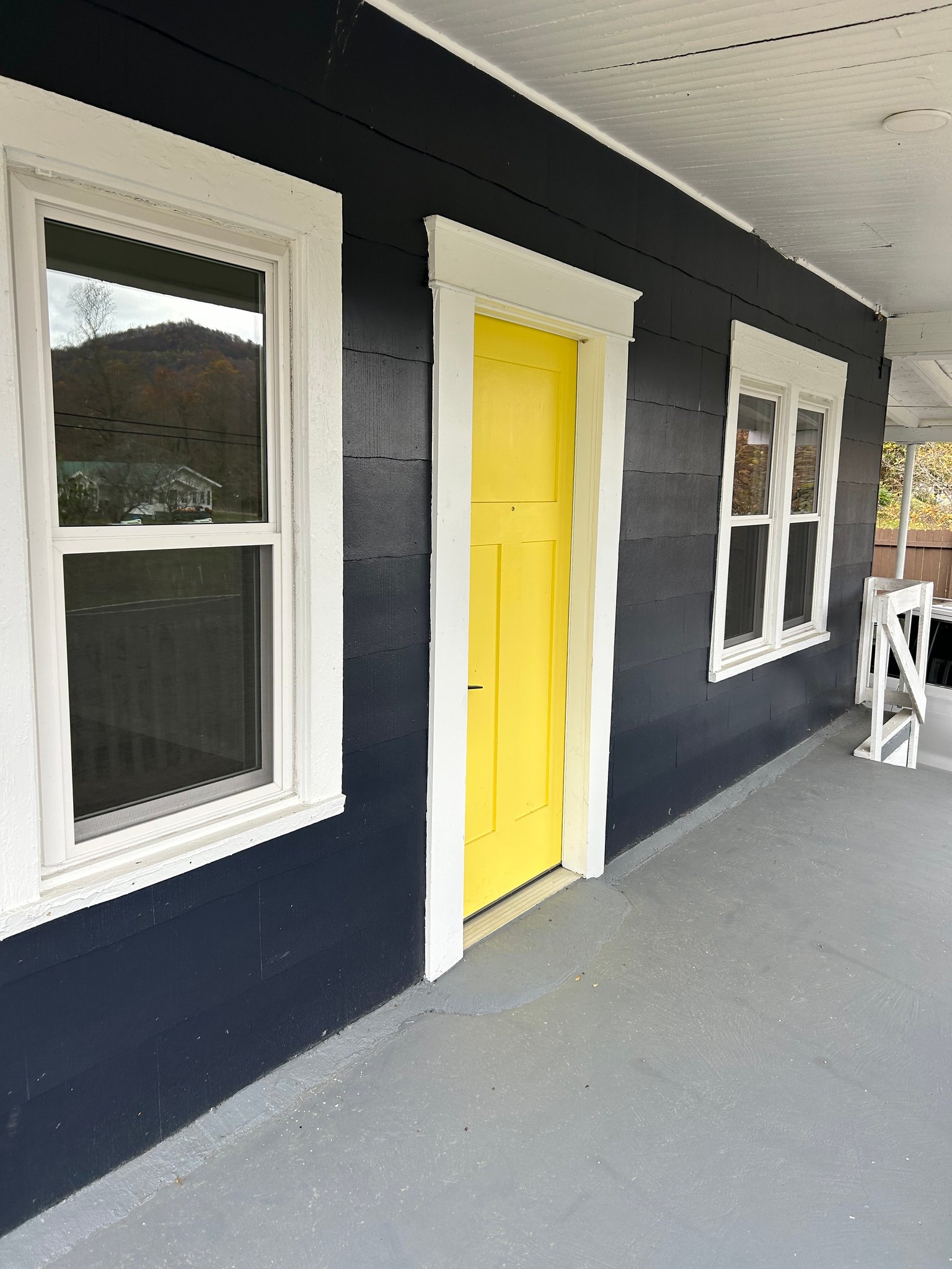 Pineville House: 443 Hwy 92