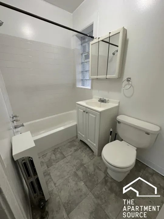 Cicero Apartment: 5912 West 26th Street