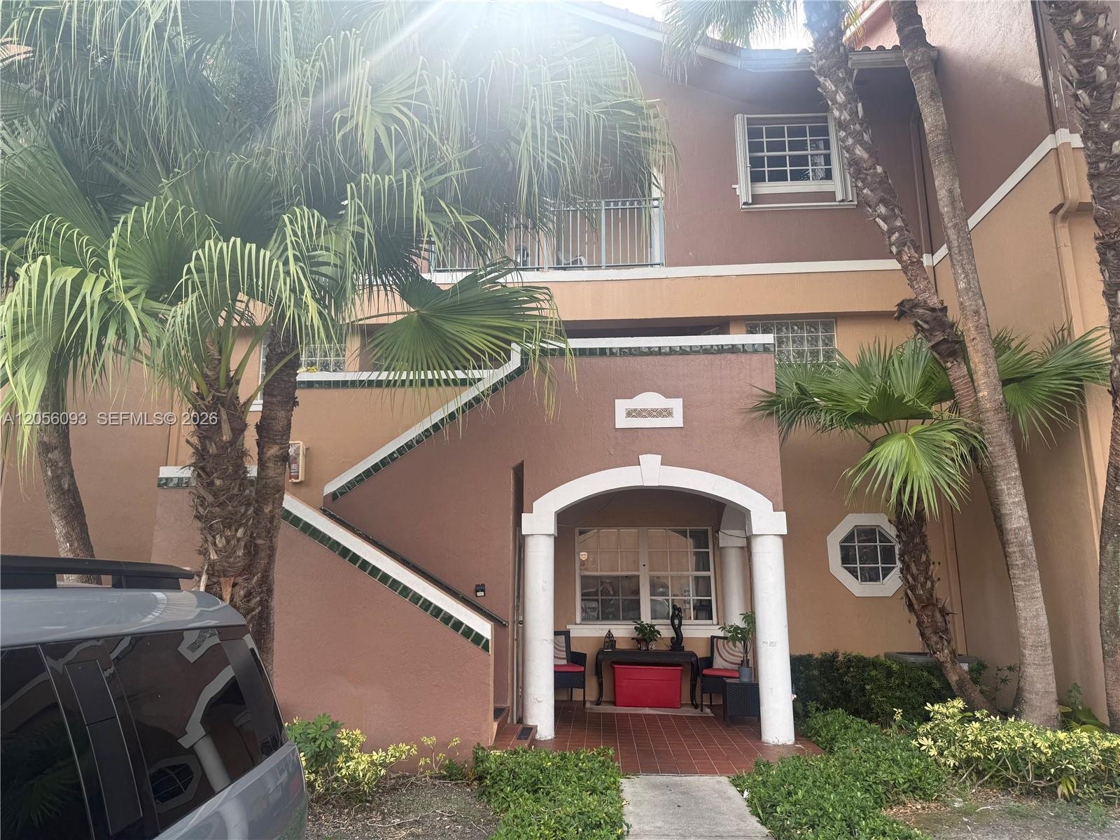 MIAMI Condo: 10010 Hammocks Blvd